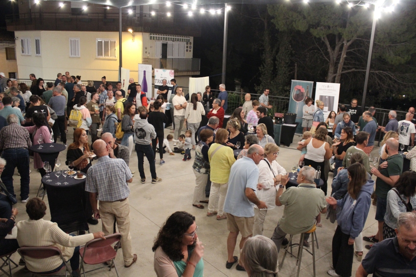 Feria de 'Tastets de Vi' en Castellví de Rosanes