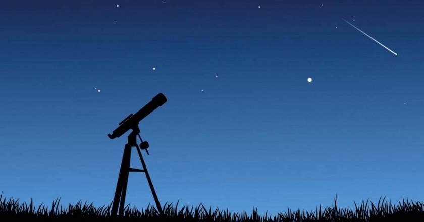 Night of astronomical observation in Montclar