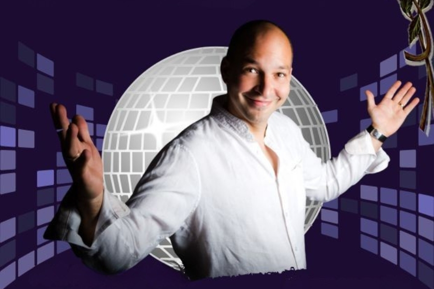 Saló La Flor: Ball amb Jordi Bruch a La Pobla de Lillet