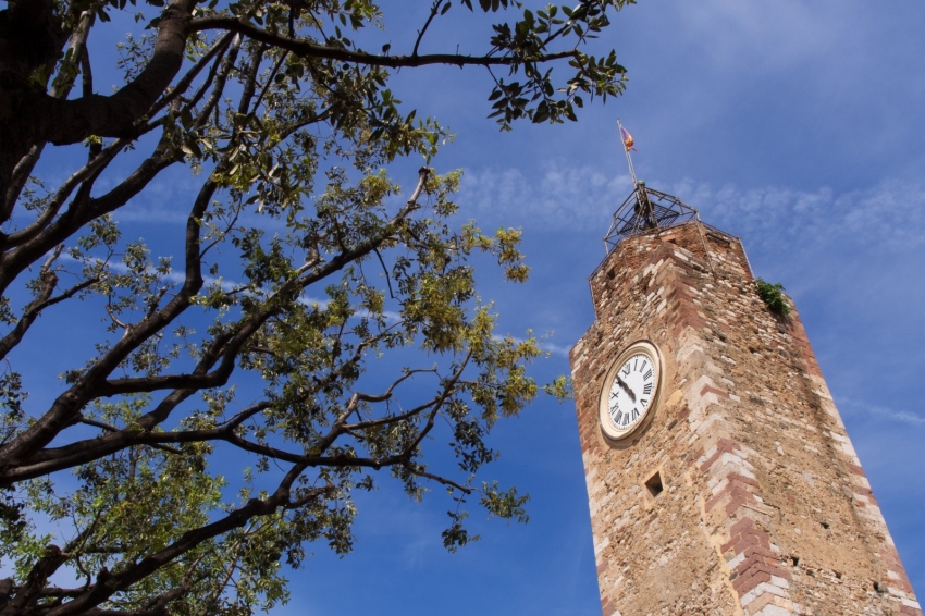 Visita a la Torre del Reloj y el nucleo antiguo de Olesa de Montserrat