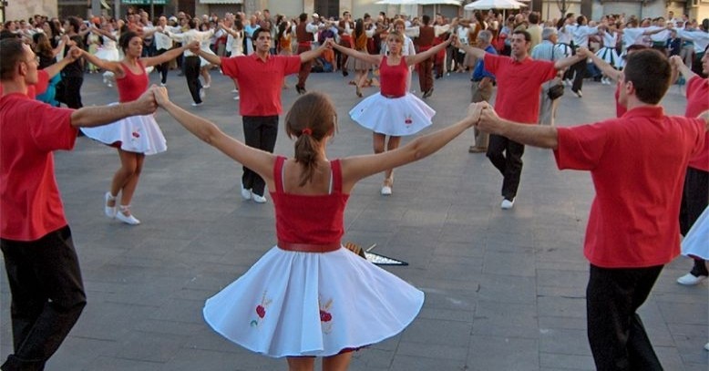 La sardana, danza nacional de Cataluña