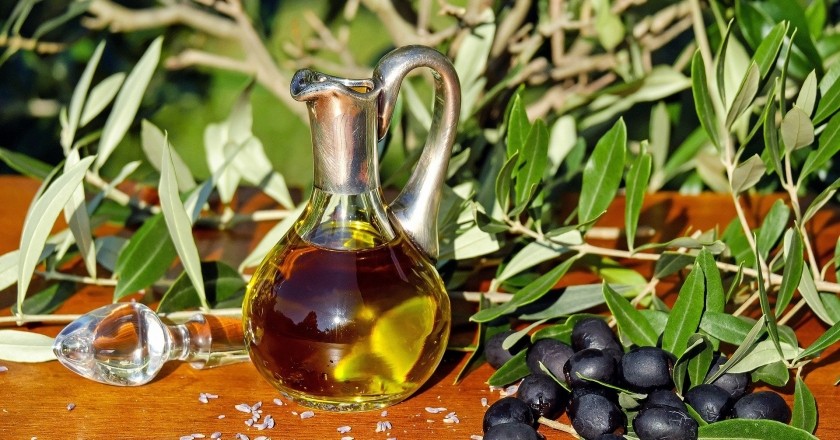 Prueba el aceite de oliva virgen extra catalán