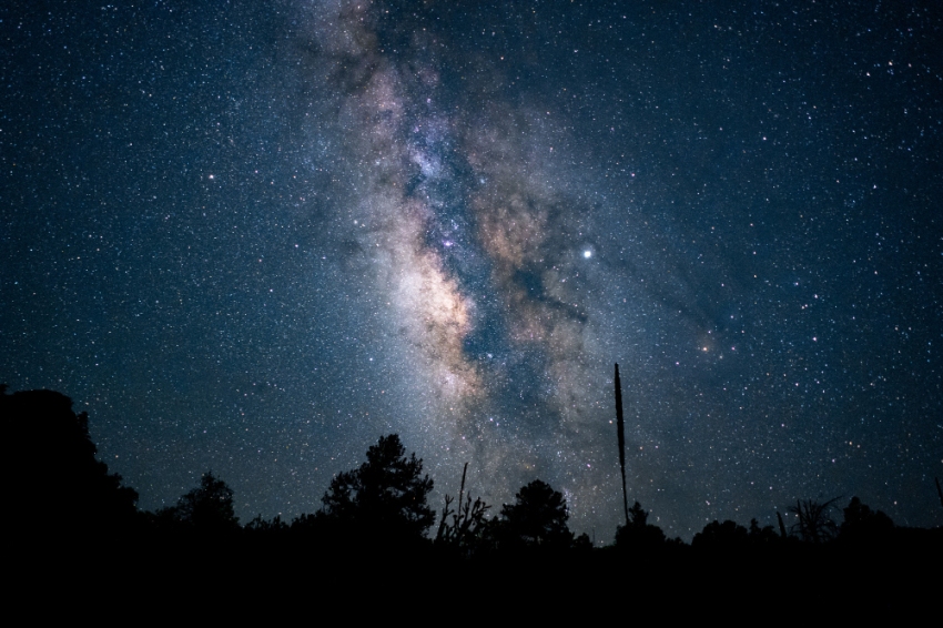 Noche en las Pinturas. Astronomía, Leyendas y música en La Roca dels Moros