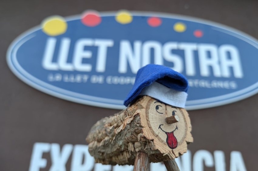 El Tió en la granja de Llet Nostra