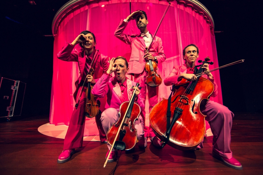 Vols viatjar amb mi? Puja al tren de la música al CaixaForum