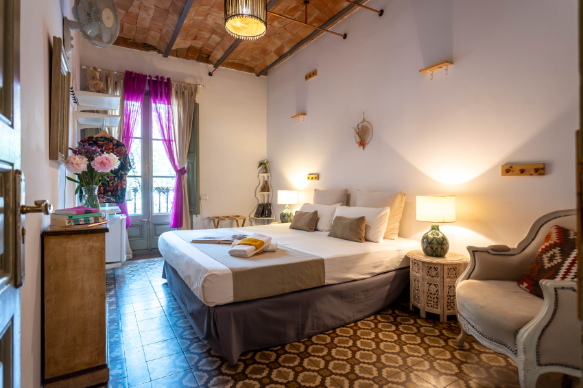 Getaway with breakfast included with Primavera Hostel