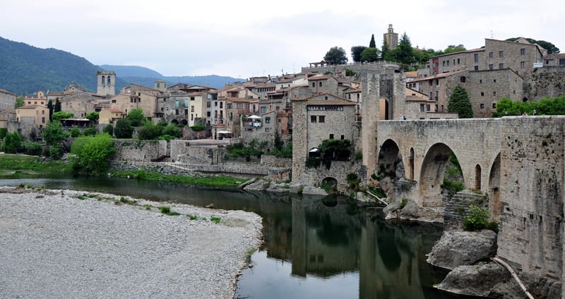 Condal Pyrenees: a tour of the medieval Catalan identity