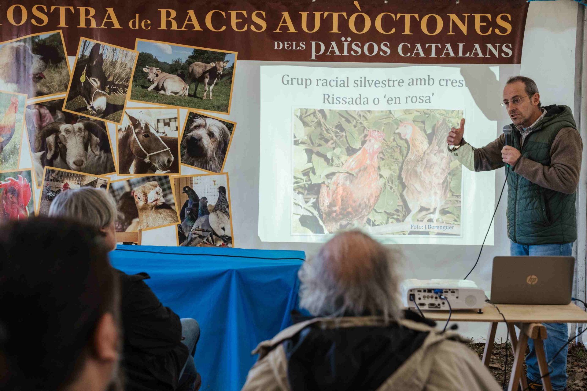 Feria Sant Martirià en Banyoles (Firasantmartiria Banyoles_xerrades Mostra Races Laurabatlles)