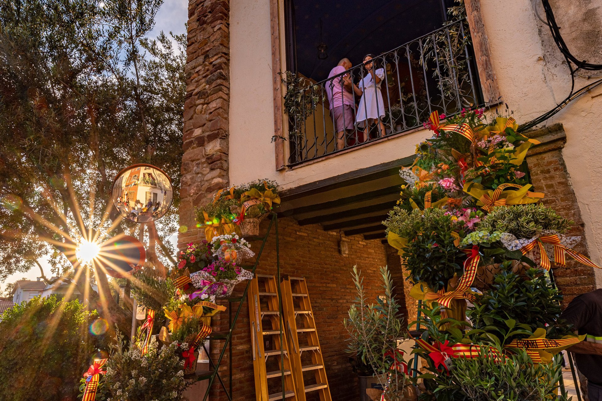 Festivities of Saint Oliva in Olesa de Montserrat (Ofrena_floral)