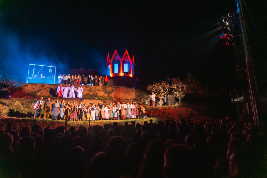 Sant Feliu Sasserra Witches Fair (54116571996_f0fcb13391_k)