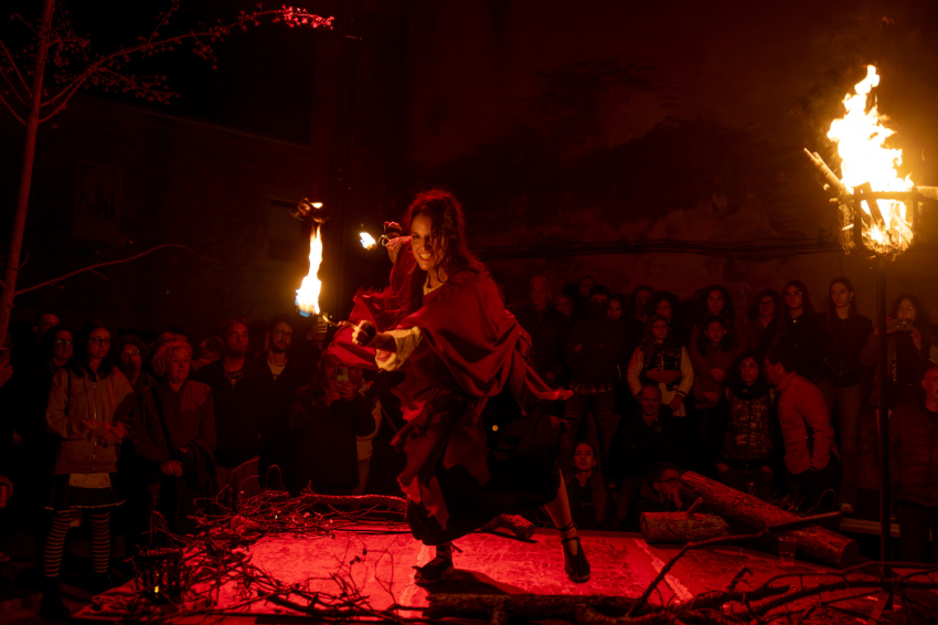 Fes-ta Bruixa a Sant Feliu Sasserra (54116589416_3d3b35bf17_k)