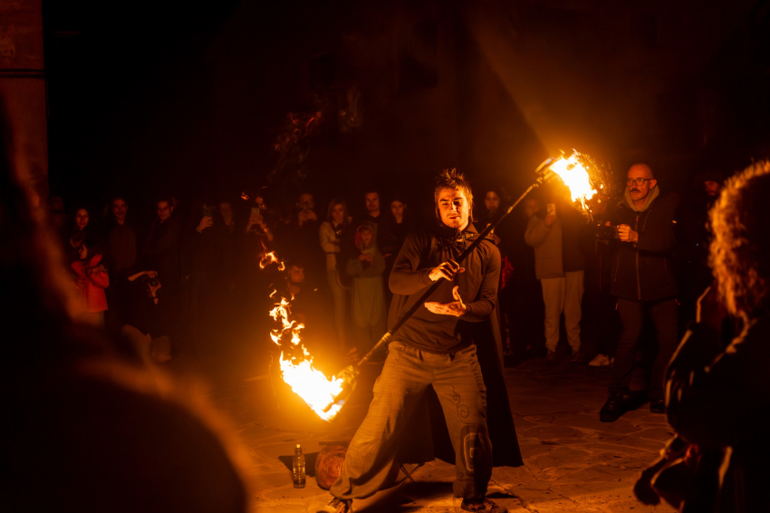 Fes-ta Bruixa a Sant Feliu Sasserra (54117054655_028fbf144c_k)