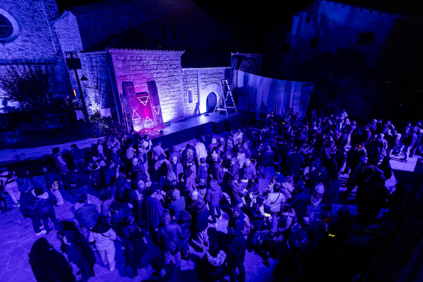 Fes-ta Bruixa a Sant Feliu Sasserra (54115729902_bb7009f5ea_k)