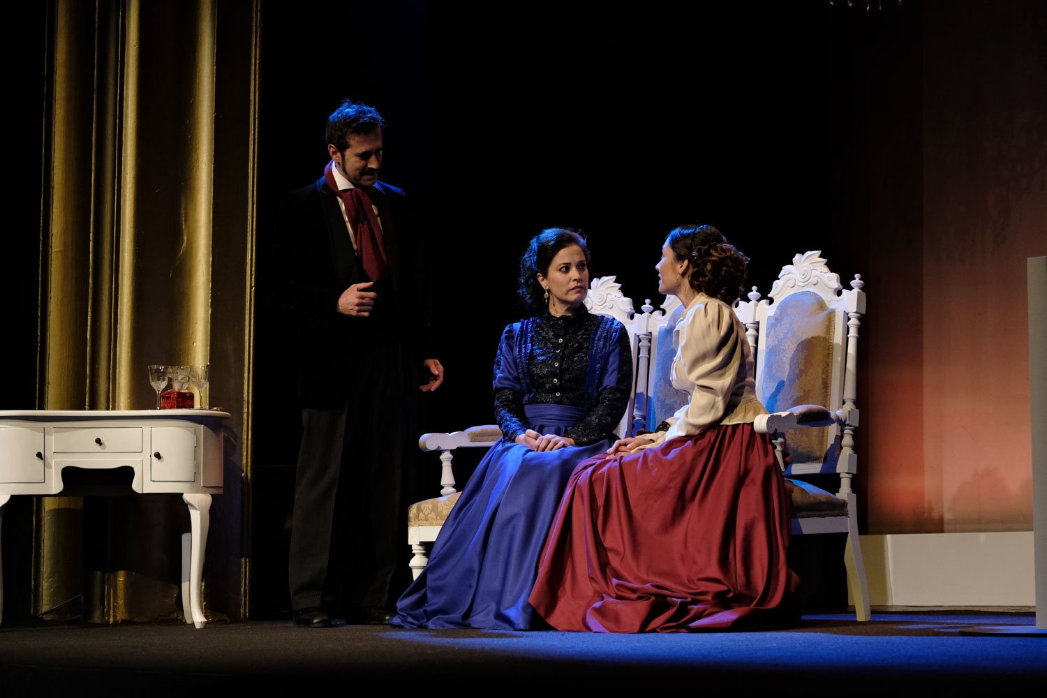 SEASONAL THEATER in Santa Perpetua de Mogoda (1. Les Indomites 2_)
