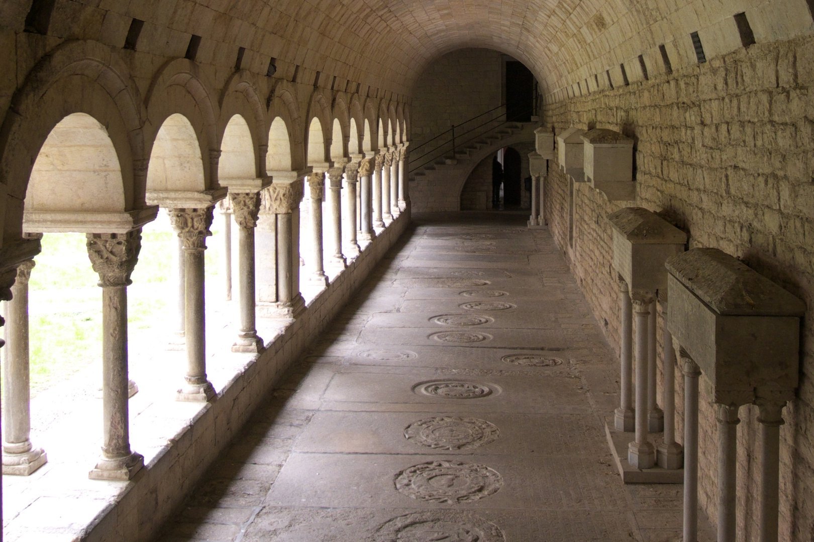 Guided tour Two Cloisters and a master builder Girona and Sant Cugat (Dos Claustres_1920x1080_girona_3)