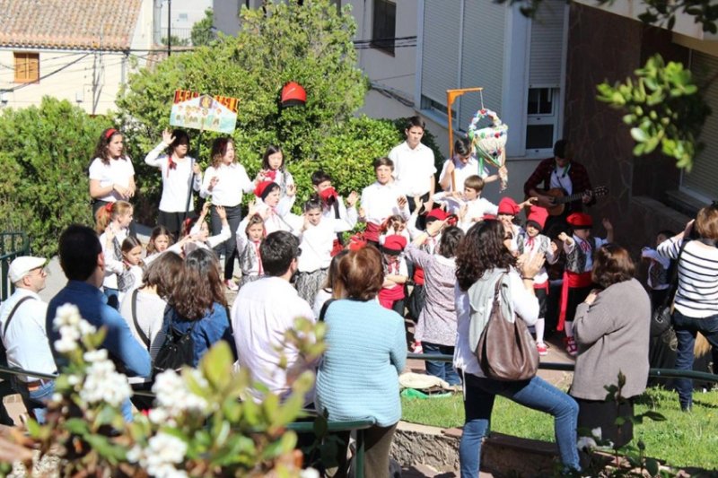 Cantada de Caramelles en Castellví de Rosanes (Cantada De Caramelles A Castellvi De Rosanes)