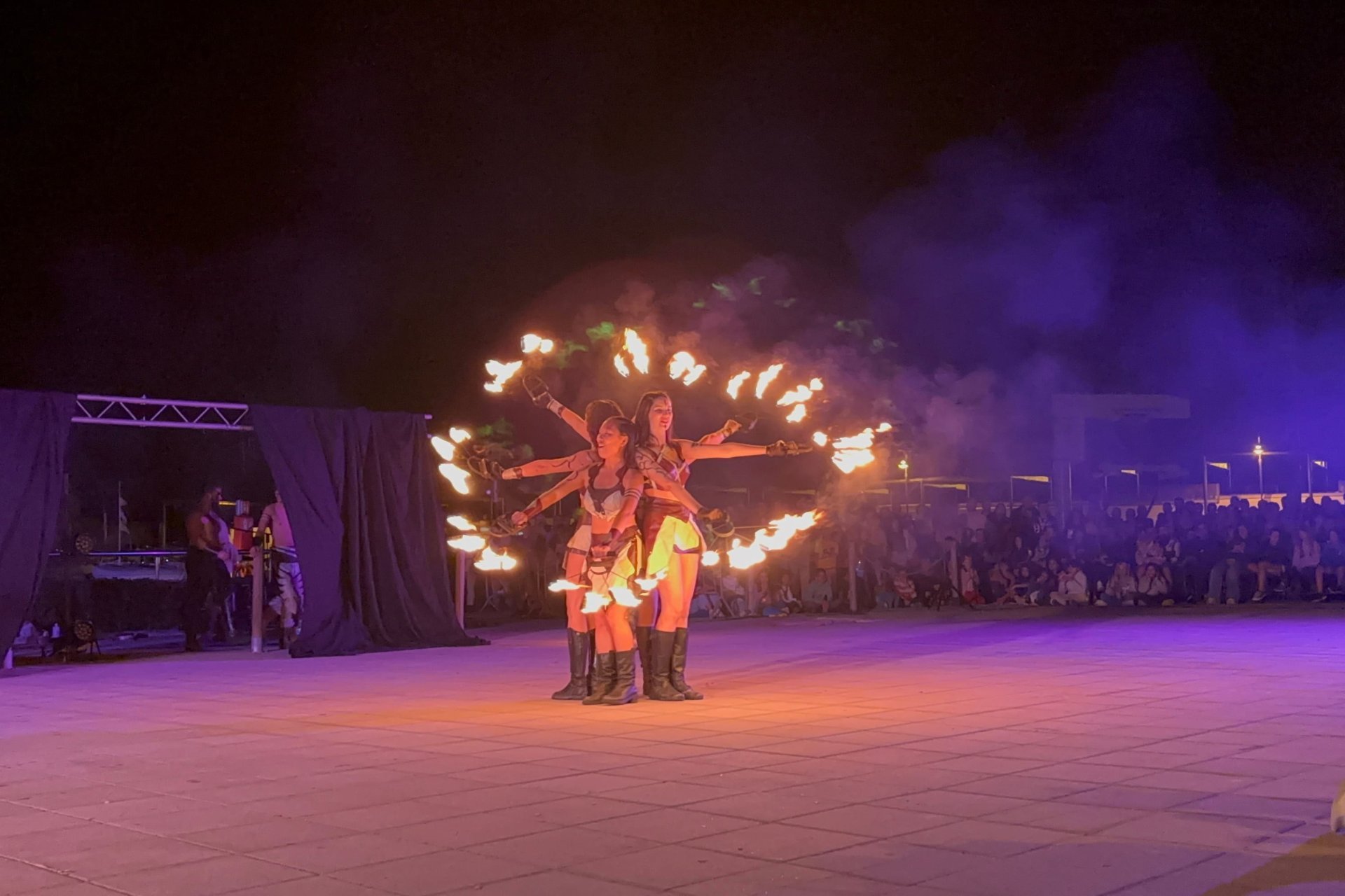 Feria de Piratas y Corsarios en las Islas Medas - LEstartit (250927 Espectacle Foc Xmt)