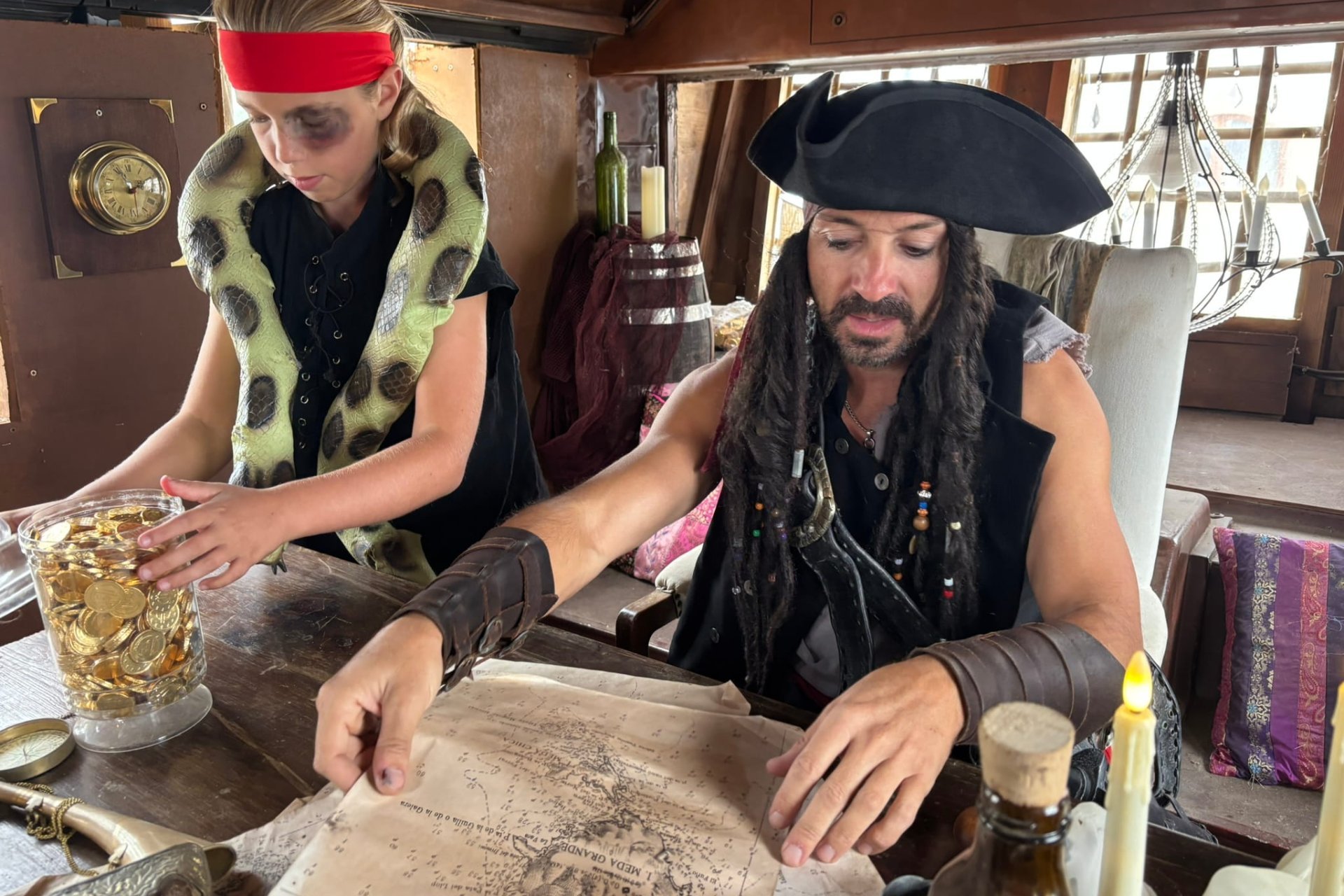 Feria de Piratas y Corsarios en las Islas Medas - LEstartit (250928 Photocall Aixa Xmt 3)