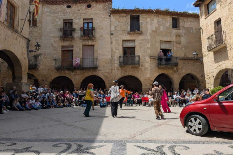 Dia Internacional de la Dansa a Horta de Sant Joan (Foto Dansa 2 2025)