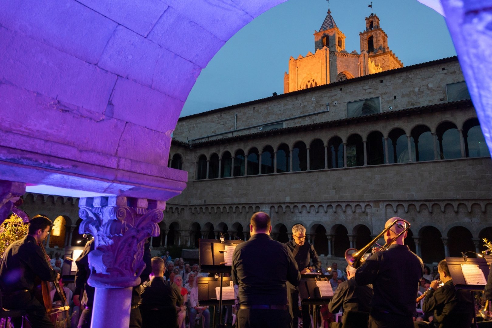 Nights of Music in the Cloister of the Monastery of Sant Cugat del Vallès (Nits De Musica_6)