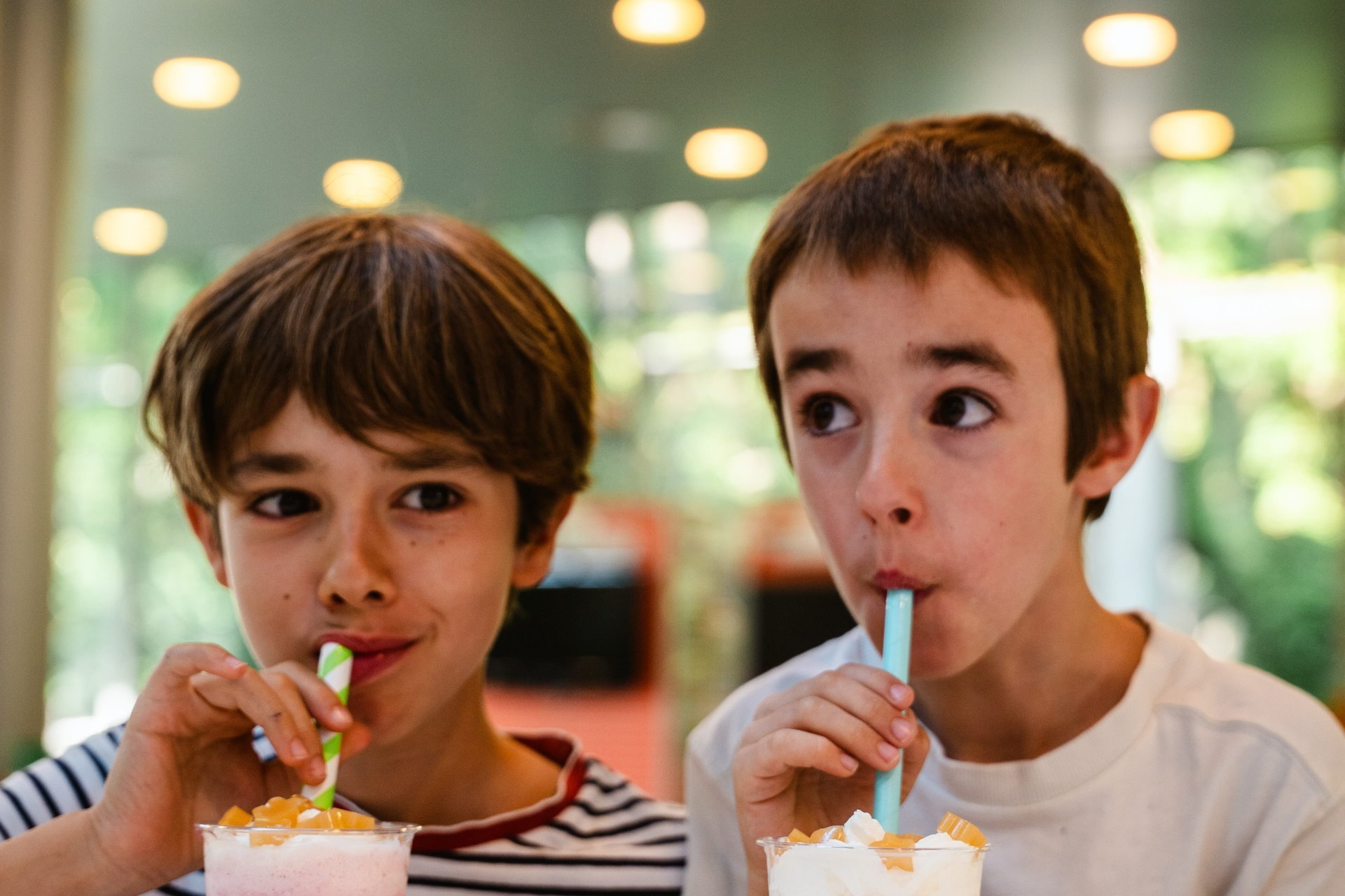 Bulles dété - Activité estivale familiale au Món Sant Benet (Msp07024 1)