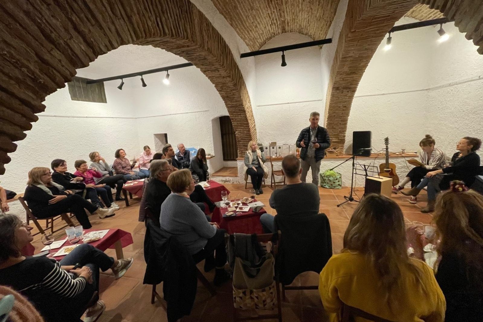 Vinyartia - L;exposition artistique de Vinyols i els Arcs (05_maridatge_cultural_2024)