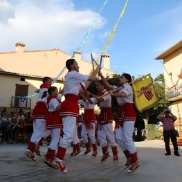 Festival majeur de Neverrga, Peramola