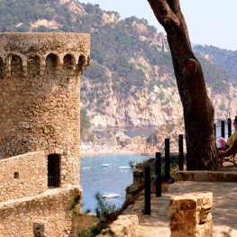 Guided cultural tour of the heritage of Tossa de Mar