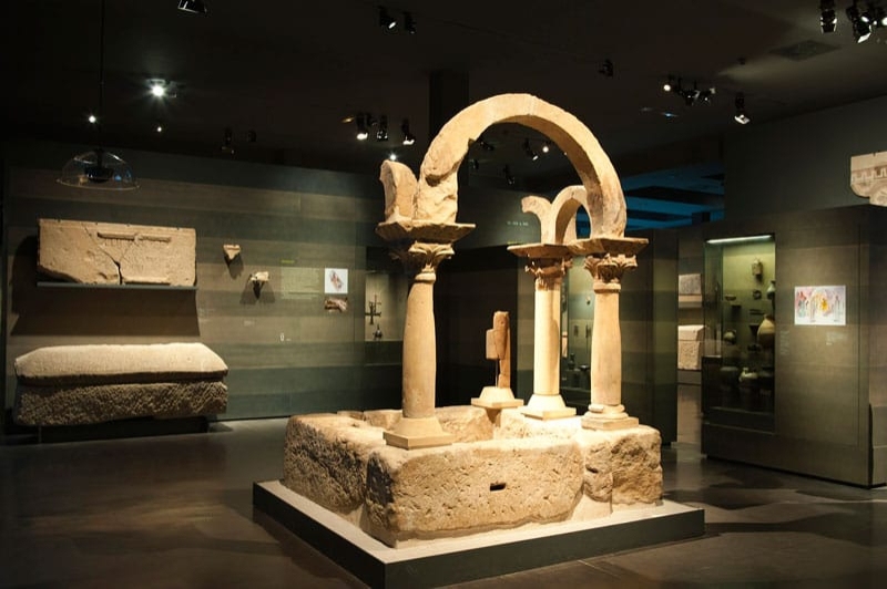 Museu de Lleida: diocesà i comarcal (Voltes I Sepulcres)