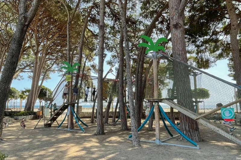 Càmping Joan (Camping Joan Arees Joc)