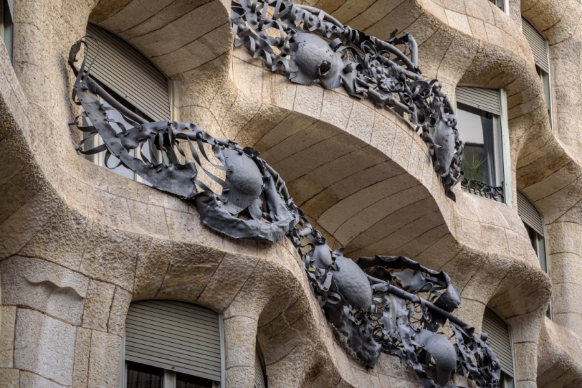 La Pedrera (Casa Mila La Pedrera Barcelona Antoni Gaudi)