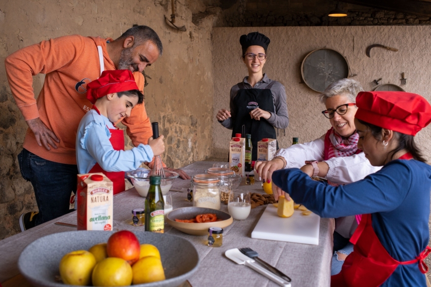 Mas de Colom, Casa Borges (Un Mos En Familia)