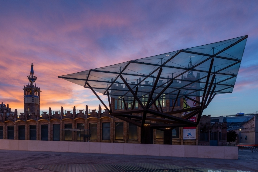 CaixaForum, Fundació La Caixa (2 Caixaforum Fundacio La Caixa)