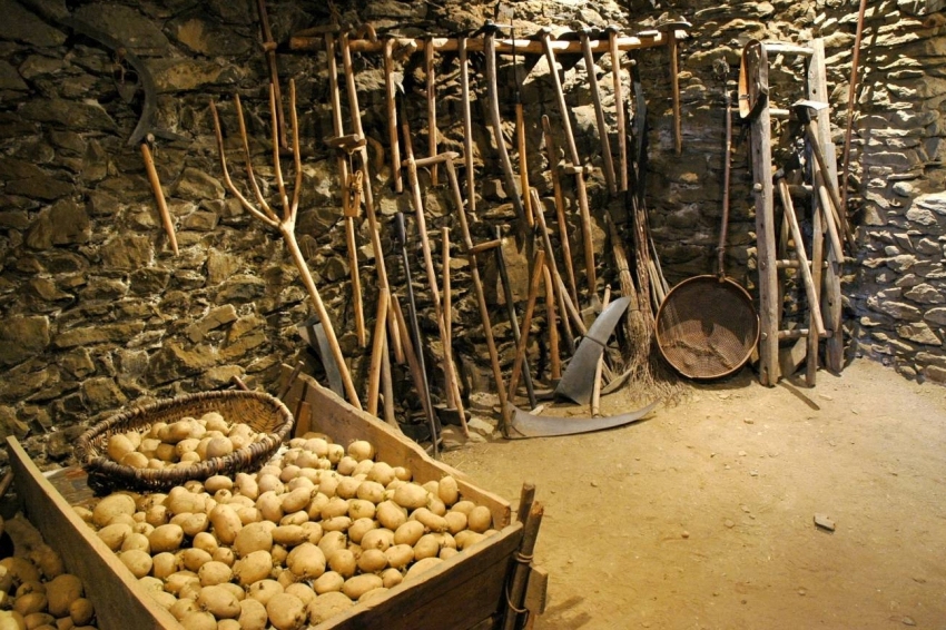 Museu Casa Rull (Celler Patates I Eines)