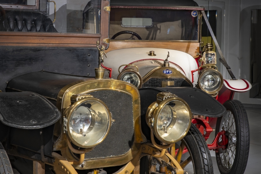 Museu Nacional de l'Automòbil (Museu De L Automobil)