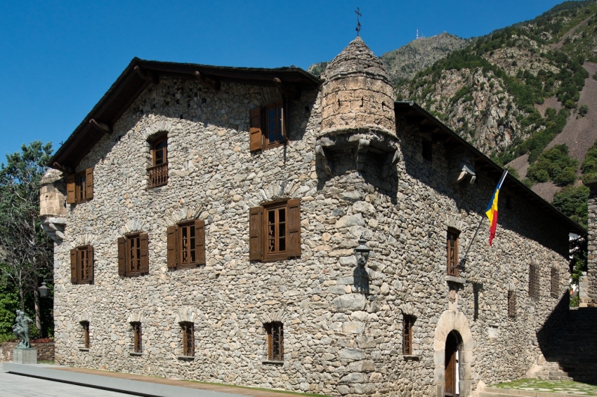 Casa de la Vall (Casa De La Vall)