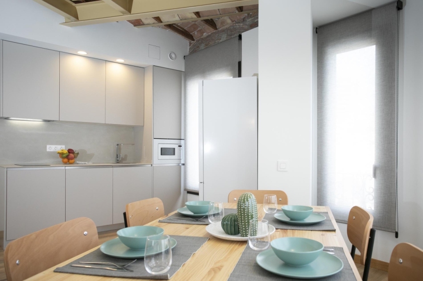 Apartaments TGNA Reding 22 (Tgna Reding 22 Edifici Apartaments Tarragona Ciutat Per Grups Grans Mercat Central)