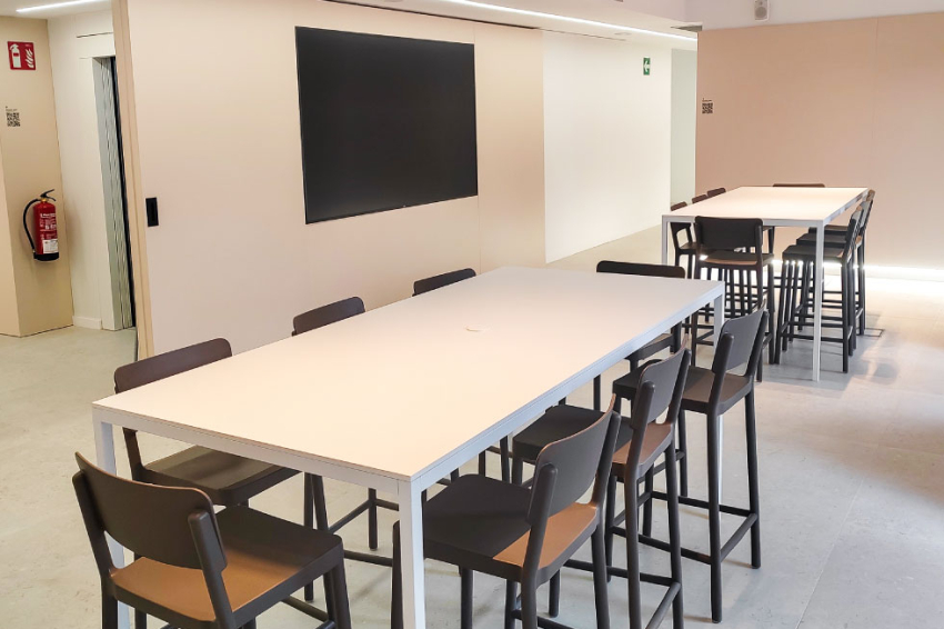 Cal Maco, Alberg i Centre de Visitants dIgualada (Sala Anoia Igualada)