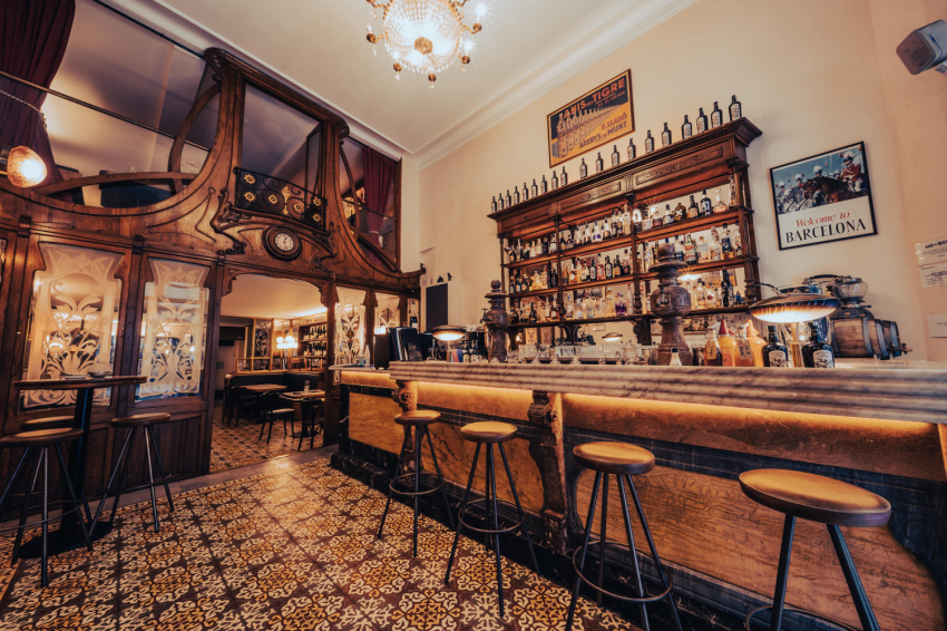 Bar Muy Buenas (Bar Muy Buenas Min)