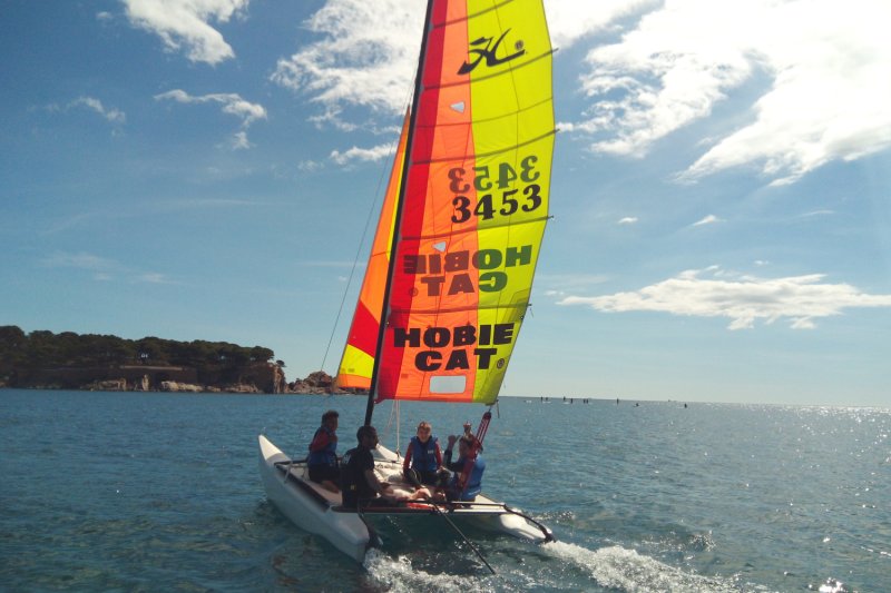 Escola de Vela i Kayak Sant Pol - Costa Brava (Escola De Vela I Kayak Sant Pol Costa Brava)