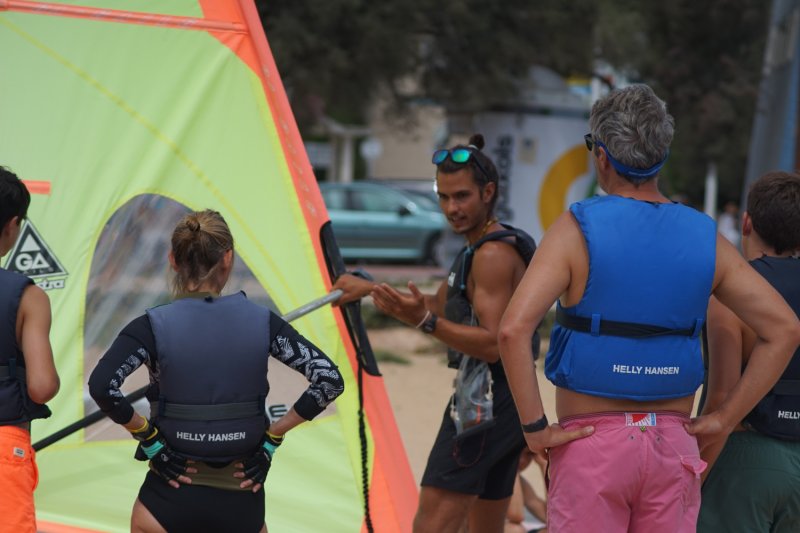 Escola de Vela i Kayak Sant Pol - Costa Brava (Escola De Vela I Kayak Sant Pol Costa Brava)