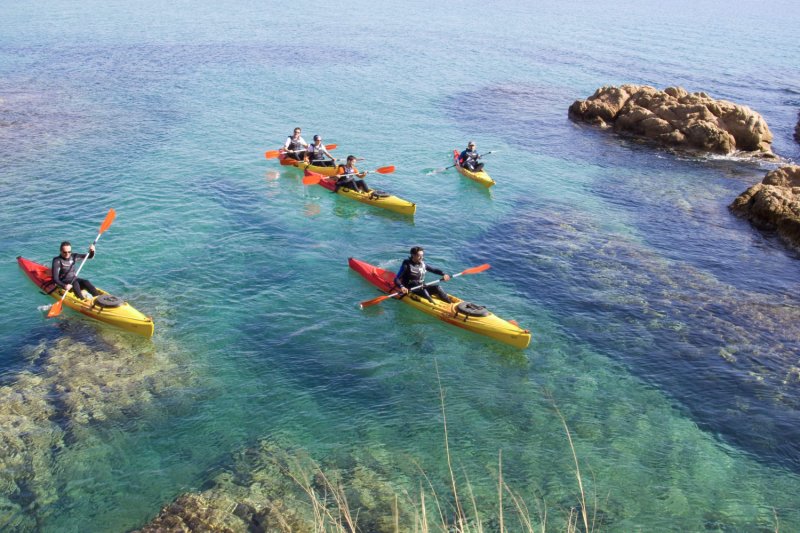 Escola de Vela i Kayak Sant Pol - Costa Brava (Escola De Vela I Kayak Sant Pol Costa Brava)