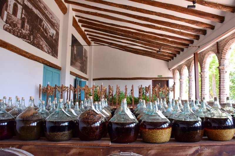 Casa Vermouth Padró (Casa Vermouth Padro)