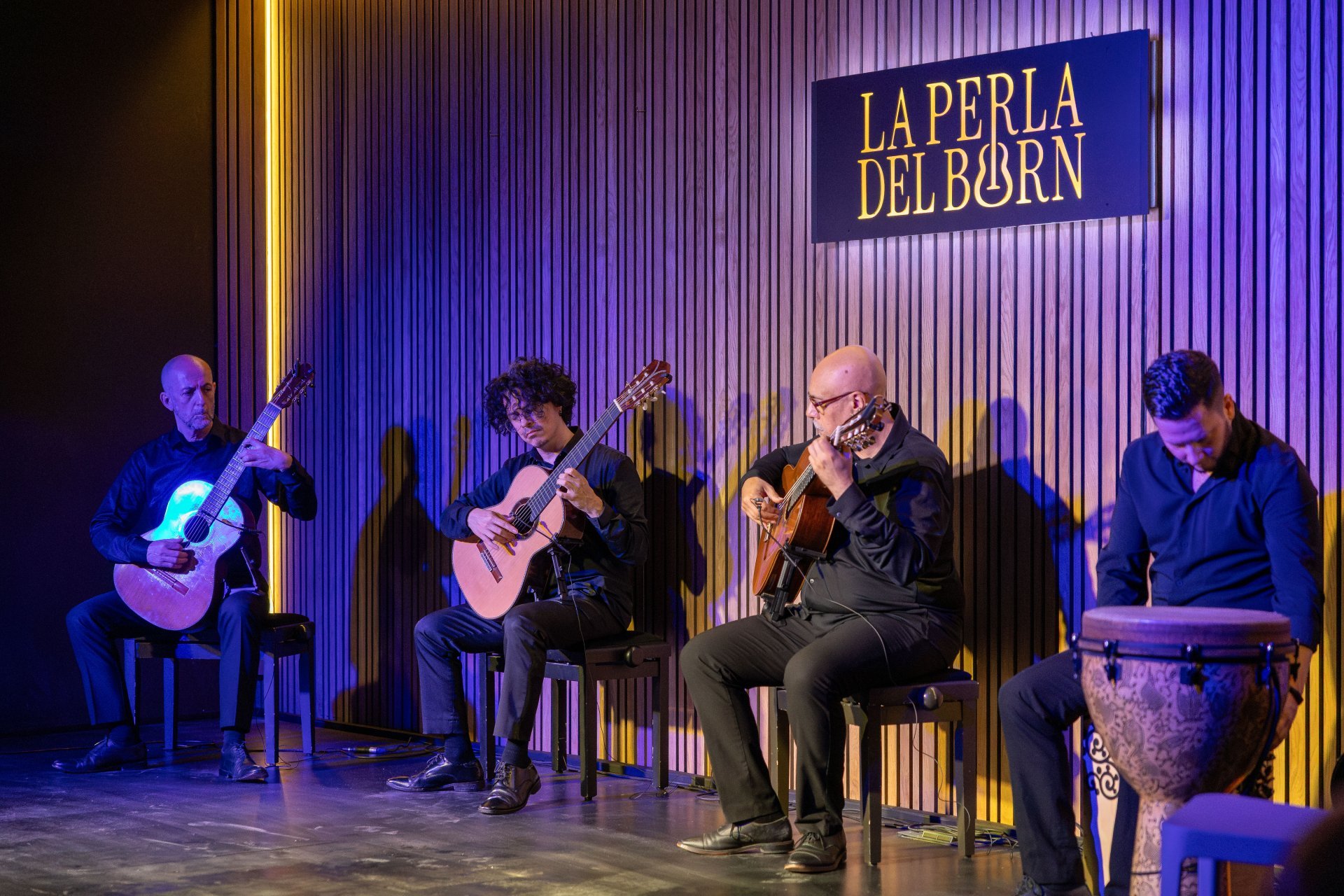 La Perla del Born (La Perla Del Born)