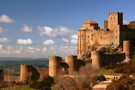 3 dies – El Tren d'Artouste, el Castell de Loarre i Sant Joan de la Penya (Castillo_loarre_510_1)