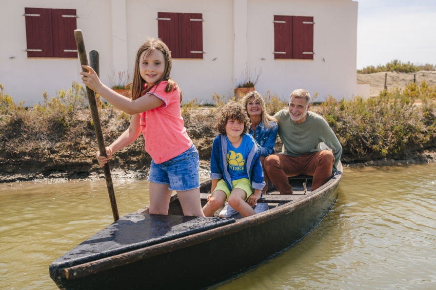 Experience Autumn at MónNatura Delta de l'Ebre with a 20% discount! (067 1)