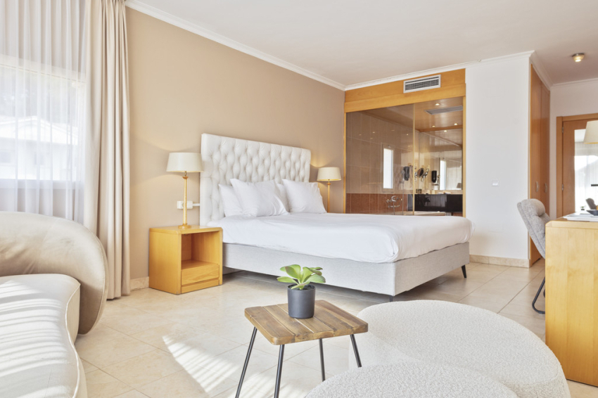 Oferta de invierno en Van der Valk Hotel Barcarola (Carousel_packages_1024x768_junior Suite)