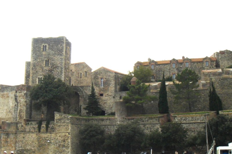 Routes of Exile: A Day for Remembrance - Exili Memorial Museum (01 Castell Cotlliure 4 2)