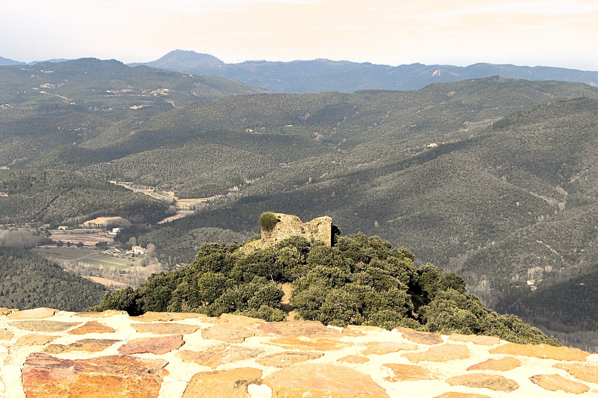 The legendary Montsoriu Castle, the sentinel of the Tordera Valley (2026 Trk Montsoriu 5)