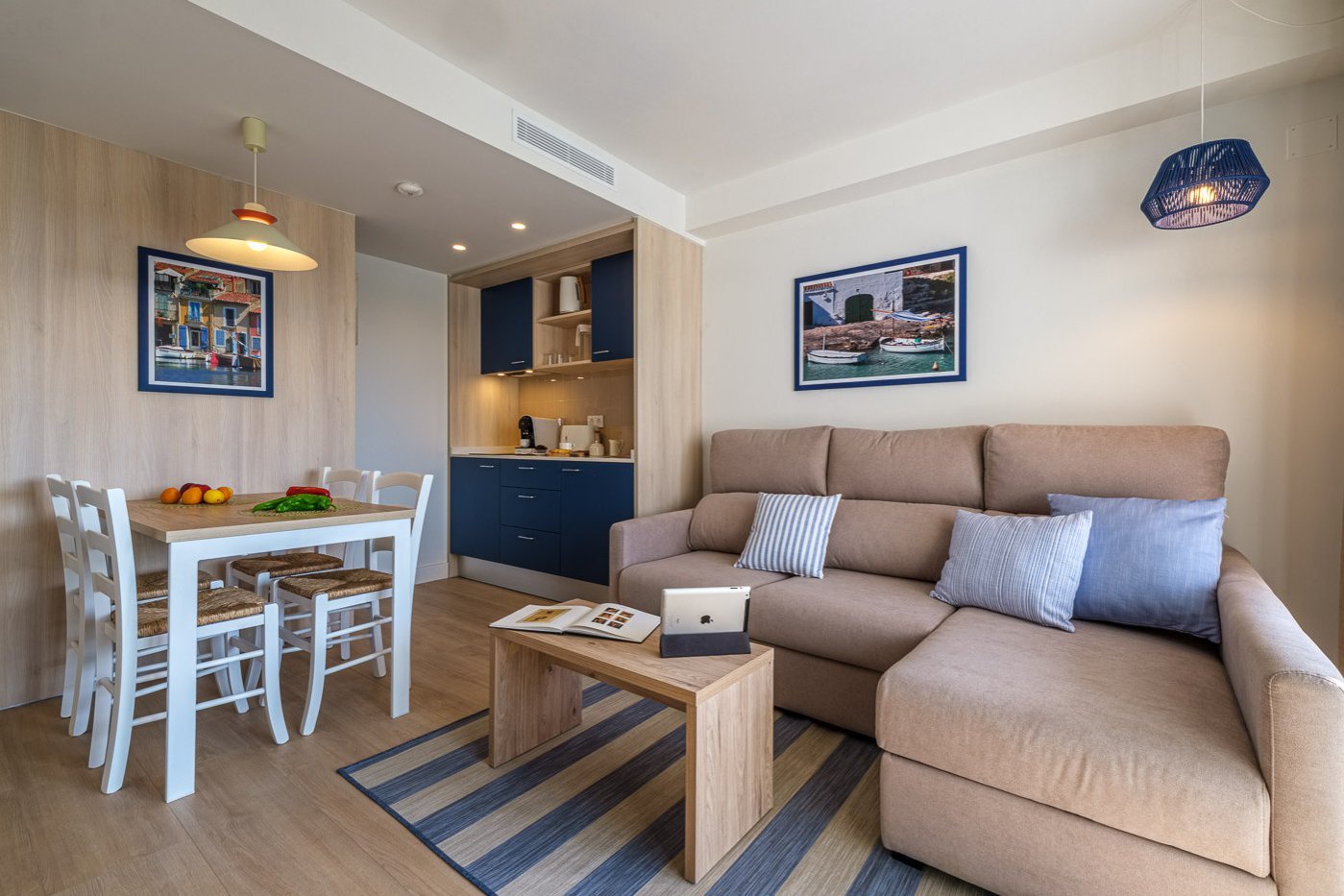 Relaxing getaway in Salou: apartments, spa and heated pool (2022 07 15 0906 Hdr)